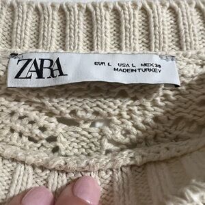Zara Women's Cream Sweater